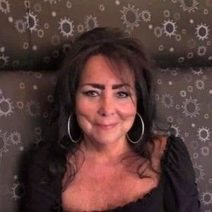 Meet your Posher, Anita